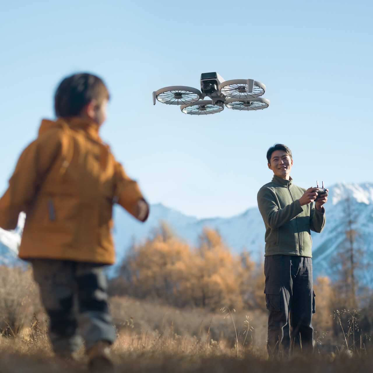 DJI Flip - 4K Vlog Camera Drone, Under 249g, Propeller Guard, Palm Takeoff.